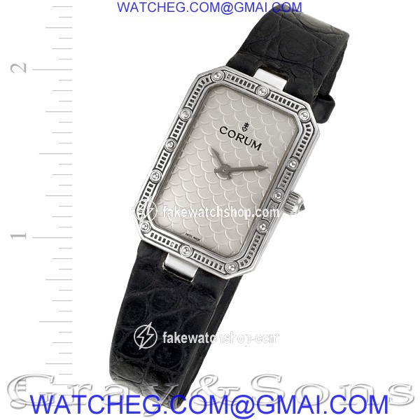 Corum 24 706 59  Quartz Female 18k White Gold