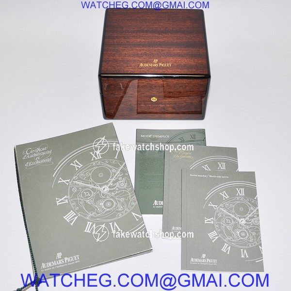 Audemars Piguet 26007BA.OO.D088CR.01 Royal Oak Offshore Automatic Male 18k yellow gold