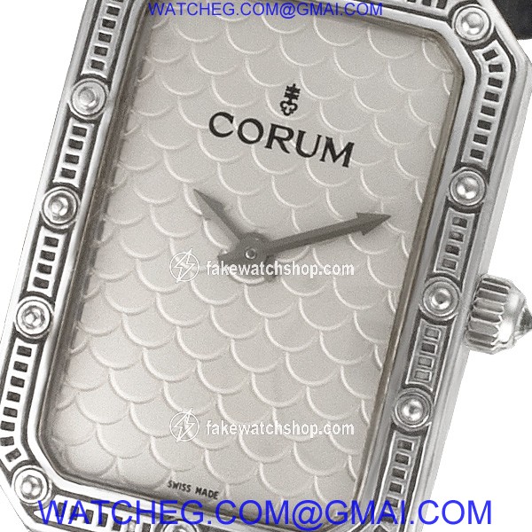 Corum 24 706 59  Quartz Female 18k White Gold 2