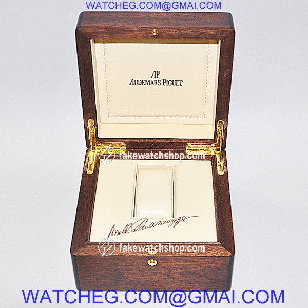 Audemars Piguet 26007BA.OO.D088CR.01 Royal Oak Offshore Automatic Male 18k yellow gold 2