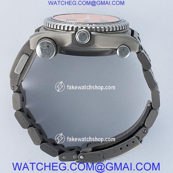 Breitling E76321 Emergency Quartz Male Titanium 2
