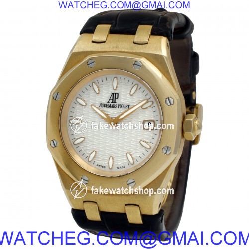 Audemars Piguet 67600BA.OO.D090CR.01 Royal Oak Quartz Female 18k Yellow Gold 3