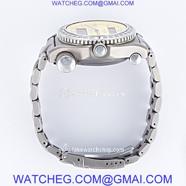Breitling  E56121.1 Emergency Quartz Male Titanium 3