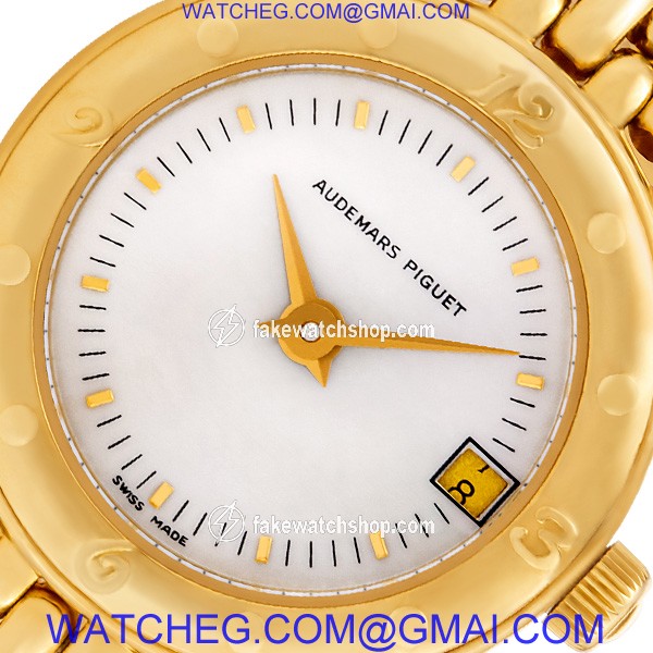 Audemars Piguet c--69239 Classic Quartz Female 18k yellow gold 3