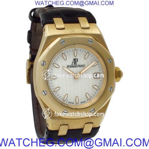 Audemars Piguet 67600BA.OO.D090CR.01 Royal Oak Quartz Female 18k Yellow Gold 4