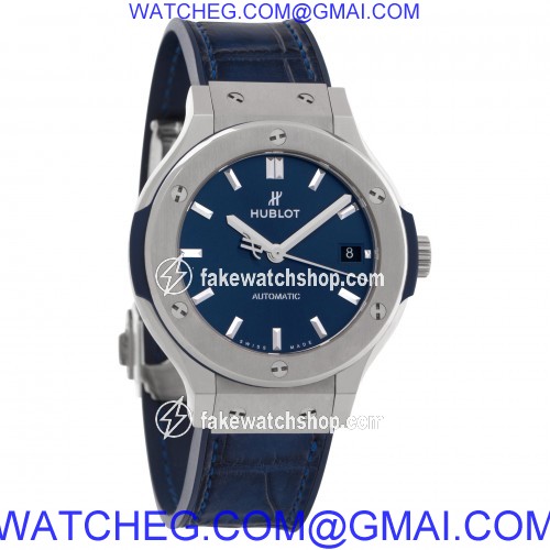 Hublot 565.NX.7170.LR Classic Fusion Automatic Female Titanium 4