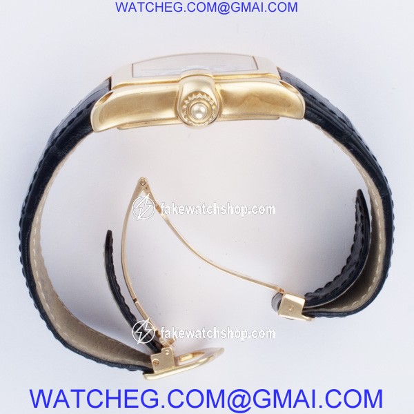 Cartier W62005V2 Roadster Automatic Male 18k yellow gold 4