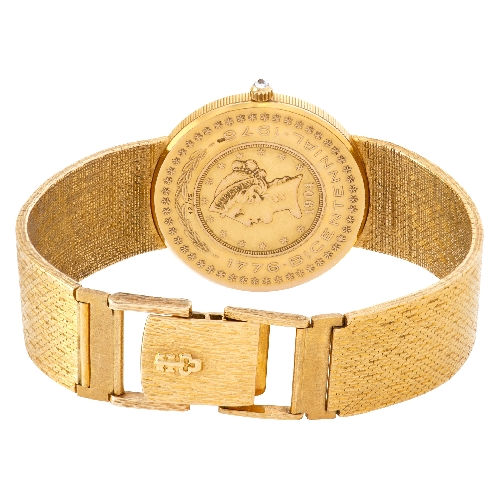Corum Corum 2899 Bicentennial Manual Unisex 18k yellow gold 5