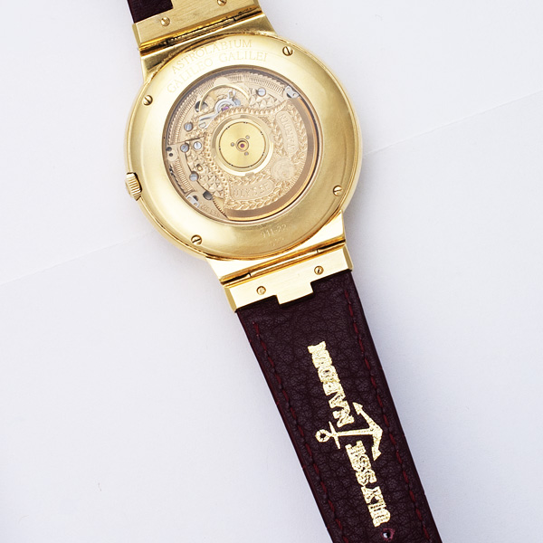 Ulysse Nardin 911-22 Astro Automatic Male 18k yellow gold 5