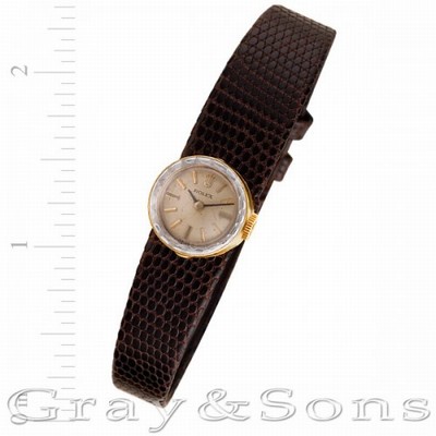 Rolex R500370 Chameleon Manual Female 14k yellow gold